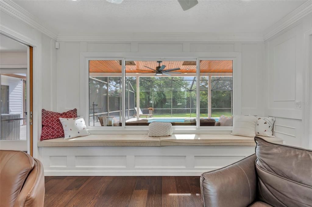 Interior, Sun Room, Wood Texture Flooring