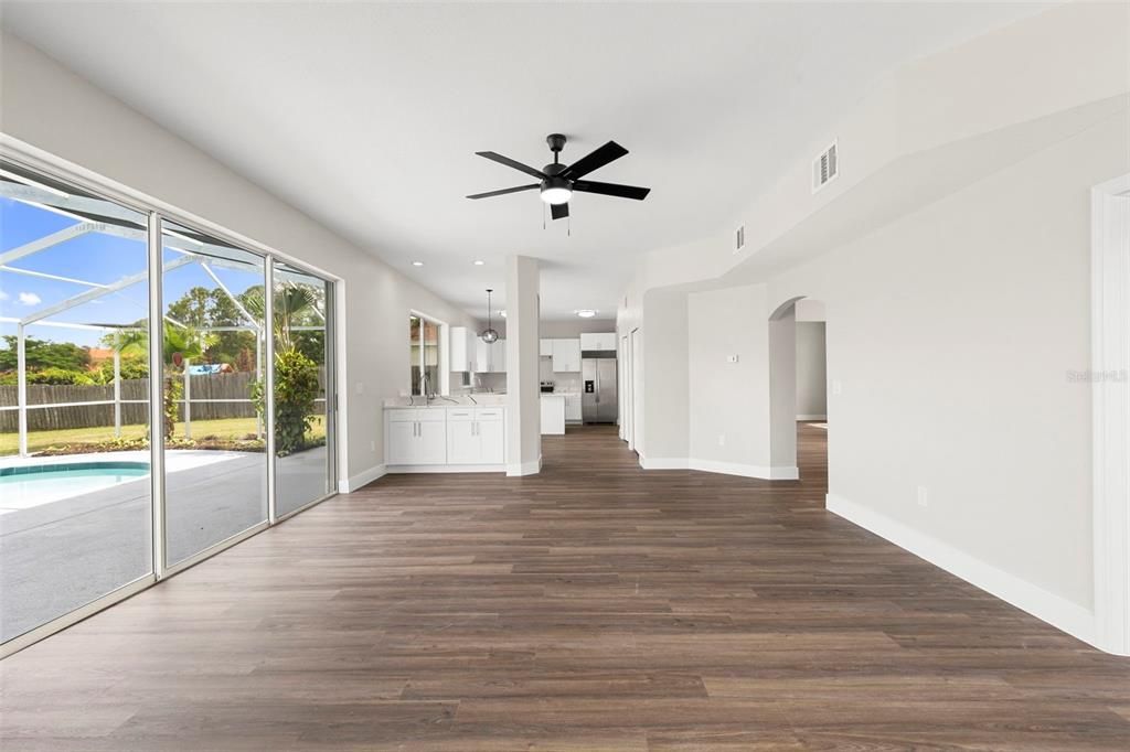 Interior, Pendant Lights, Recessed Lighting, Wood Texture Flooring