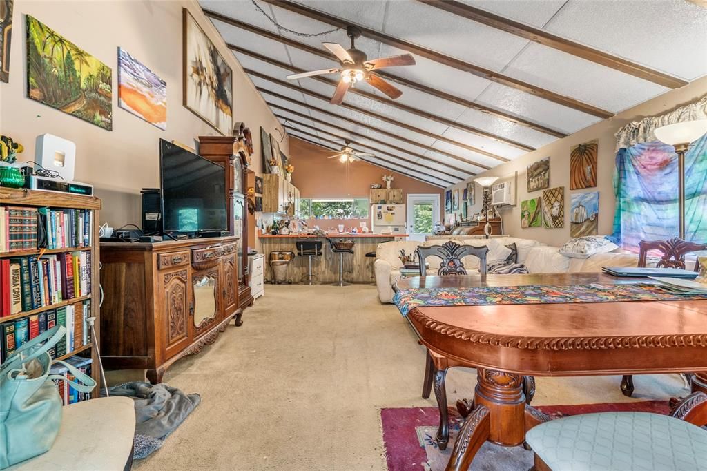 Billiard Table, Game Room, Interior