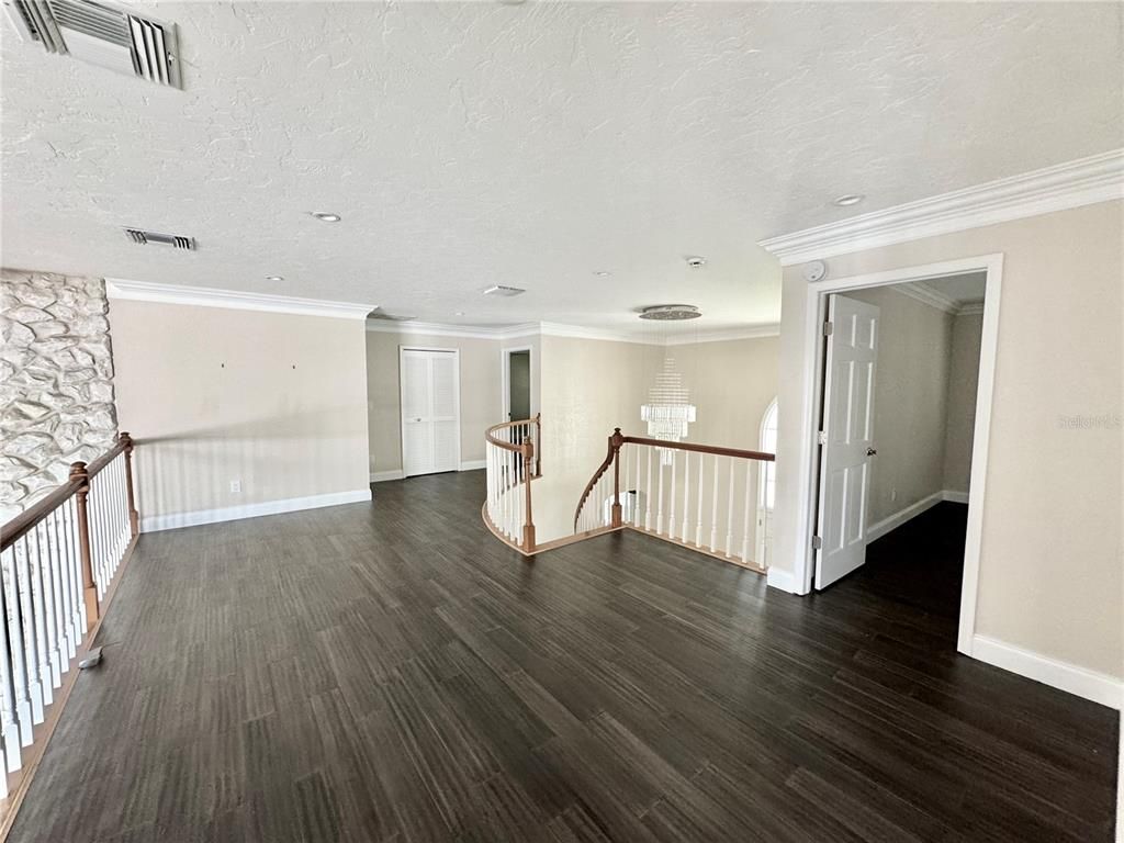 Empty room, Interior, Pendant Lights, Recessed Lighting, Stone Walls, Wood Texture Flooring