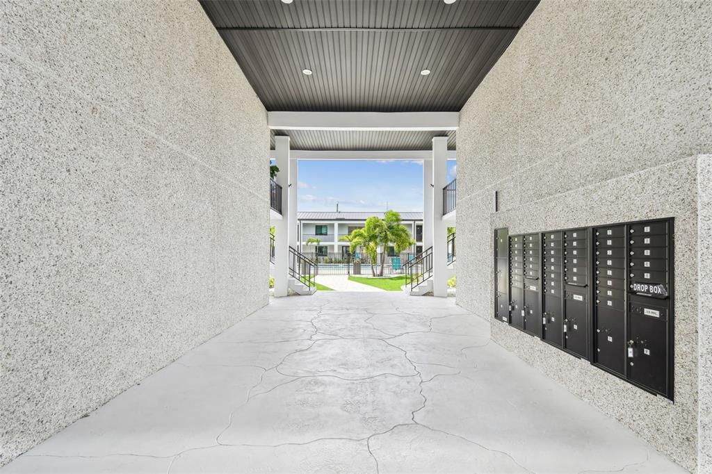 Exterior, Recessed Lighting