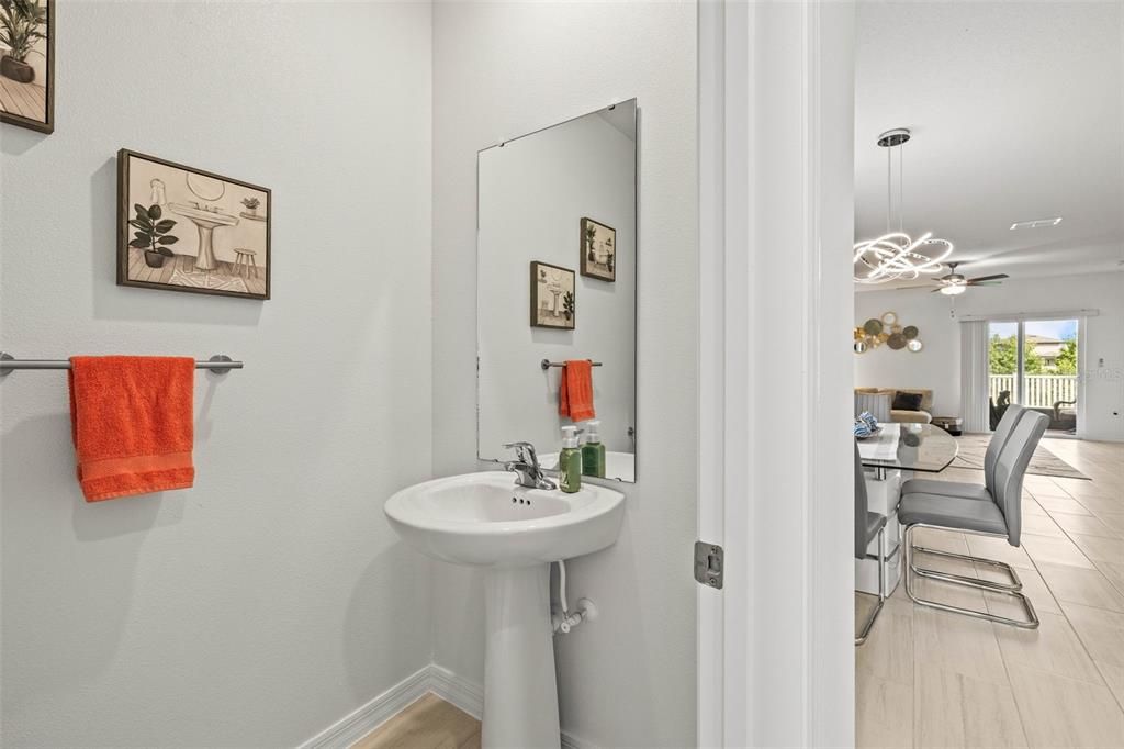 Bathroom, Dining room, Interior, Pendant Lights, Recessed Lighting, Wood Texture Flooring