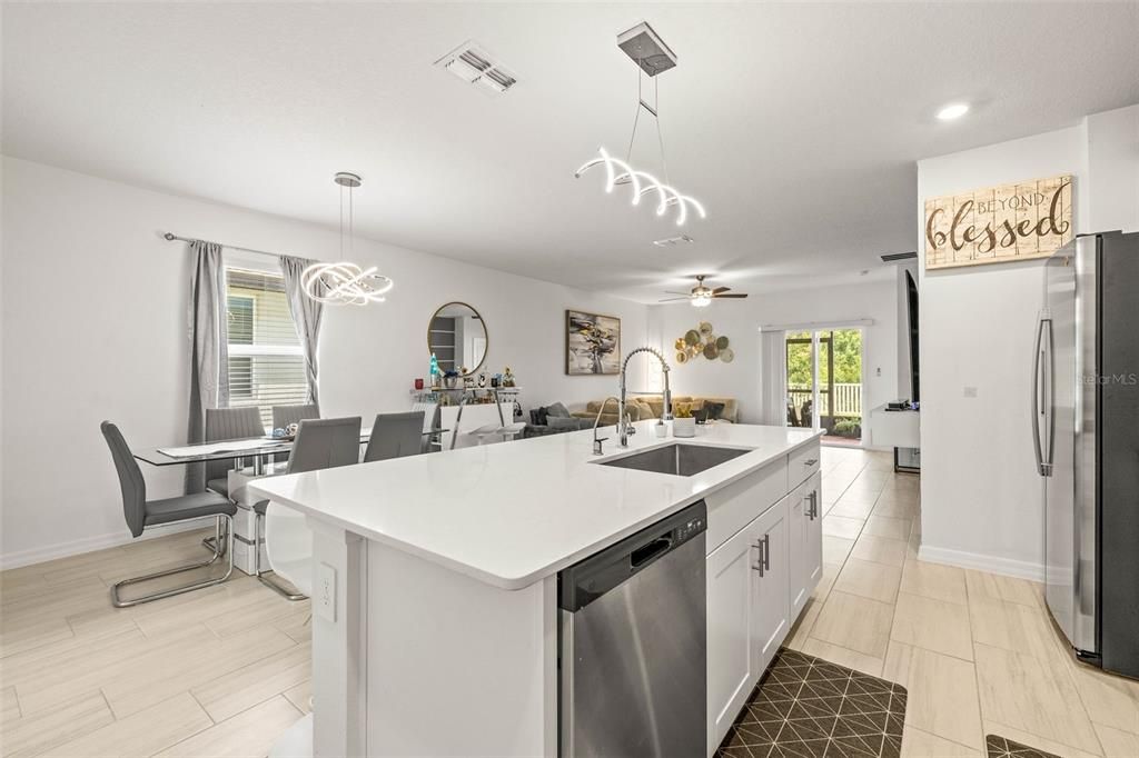 Dining room, Interior, Kitchen, Pendant Lights, Recessed Lighting, Wood Texture Flooring