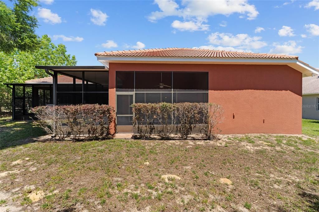 Backyard, Exterior