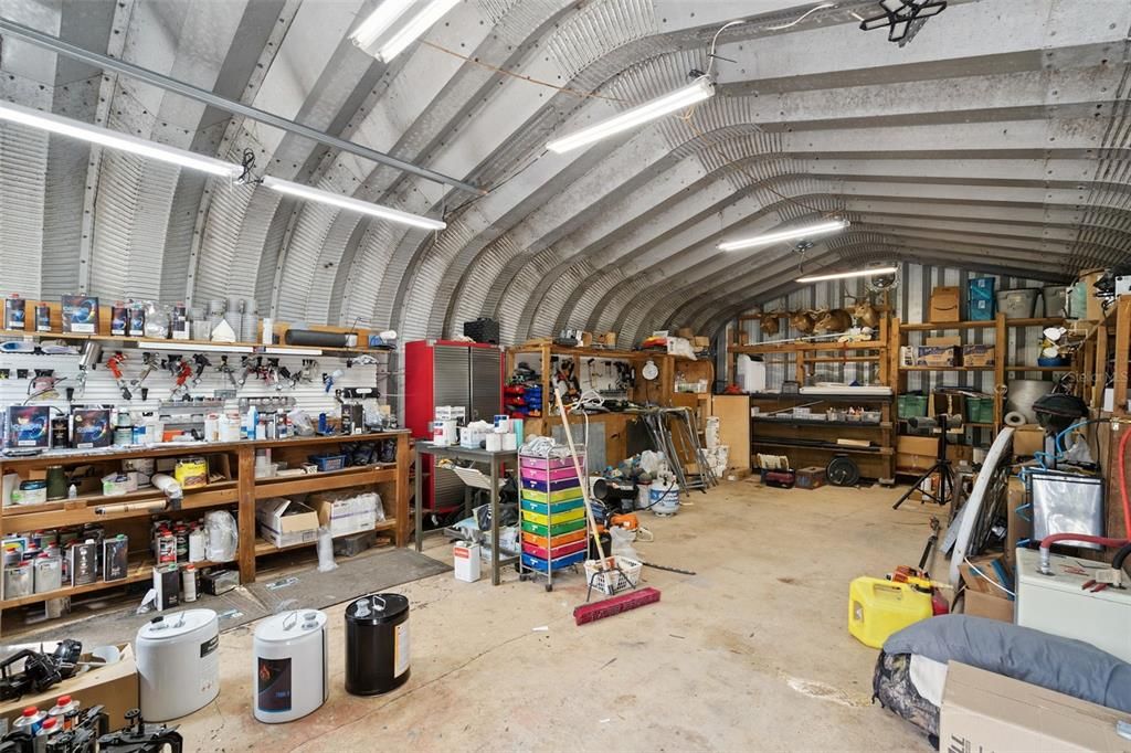 Garage, Interior