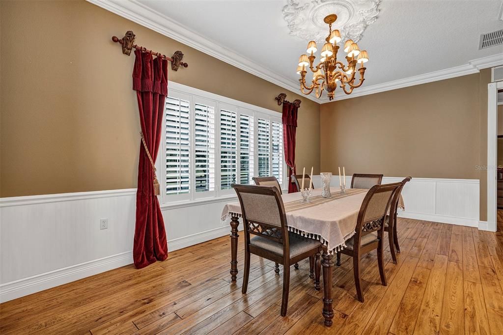 Chandelier, Dining room, Interior, Wood Texture Flooring