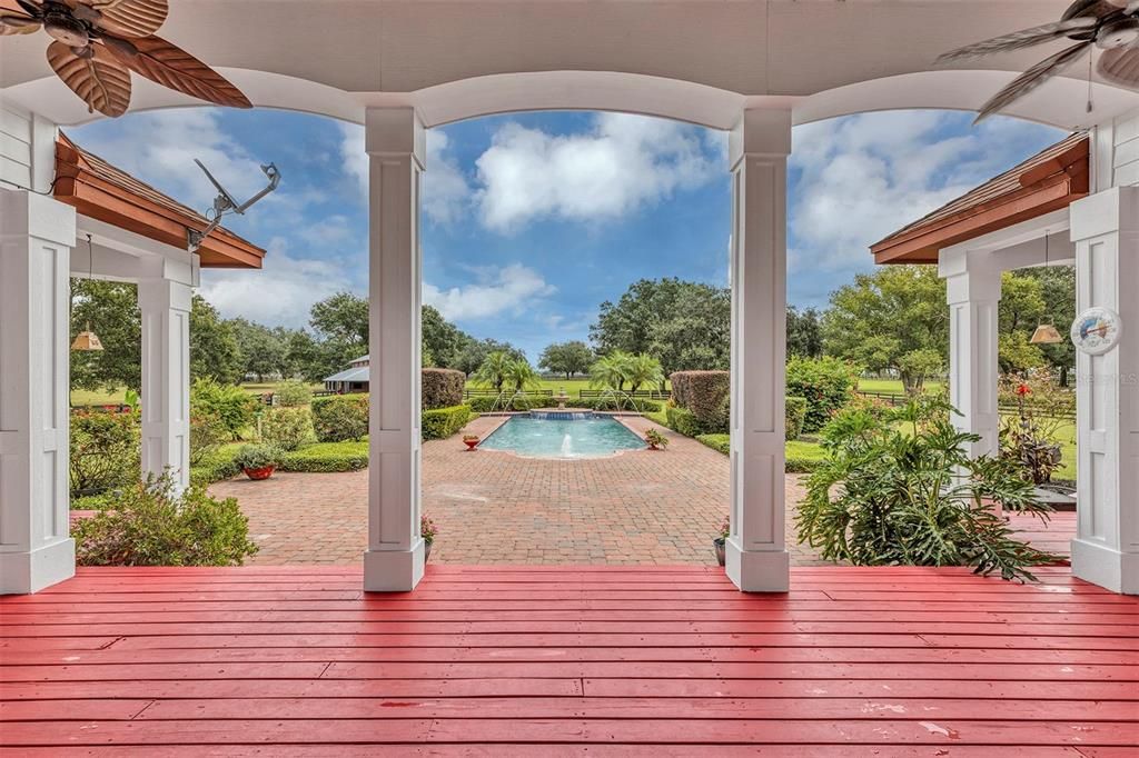 Exterior, Pool