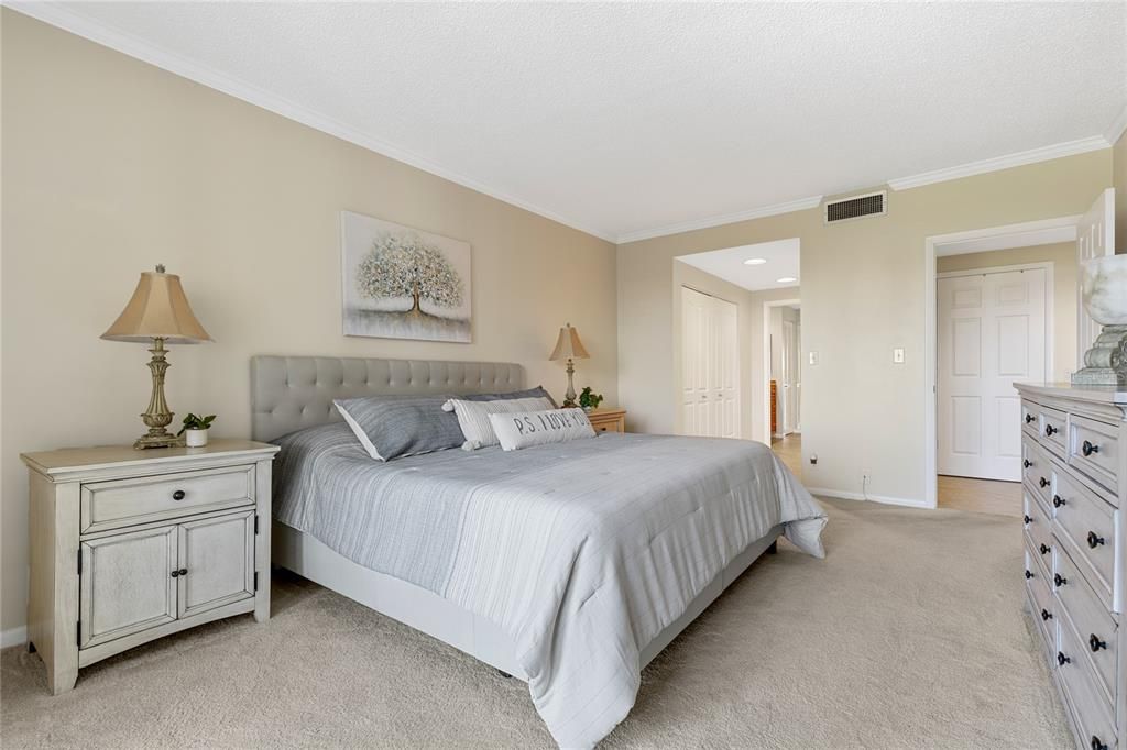 Bedroom, Interior, Recessed Lighting