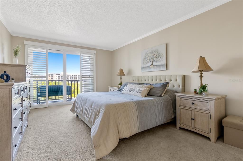 Bedroom, Interior, Water