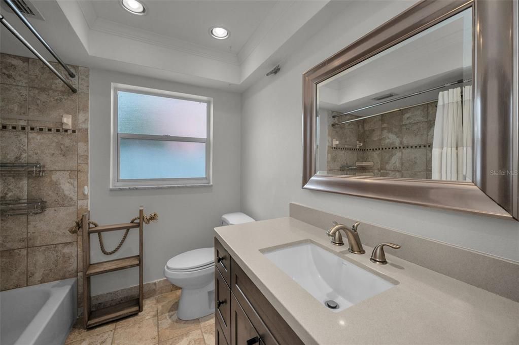 Bathroom, Interior, Recessed Lighting