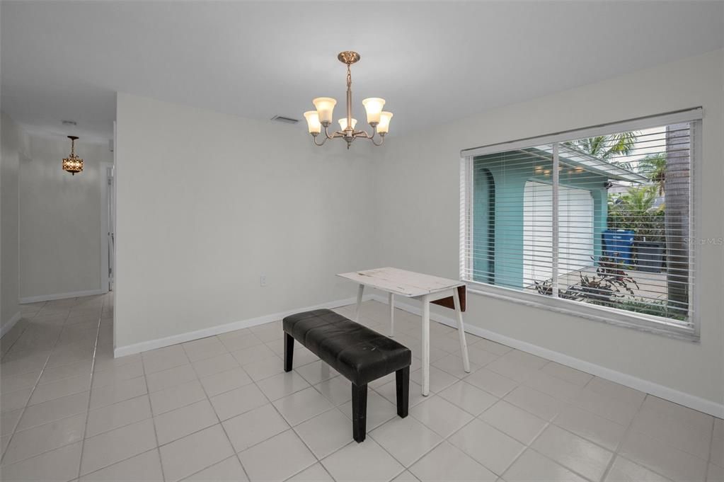 Chandelier, Interior