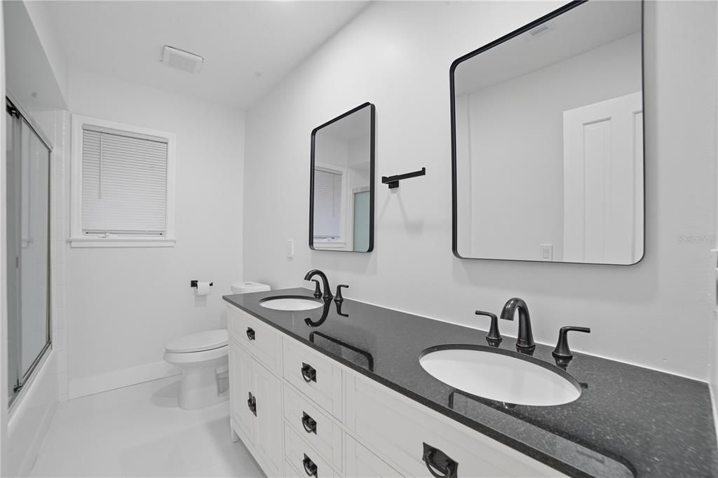 Bathroom, Dual Sink Vanities, Interior