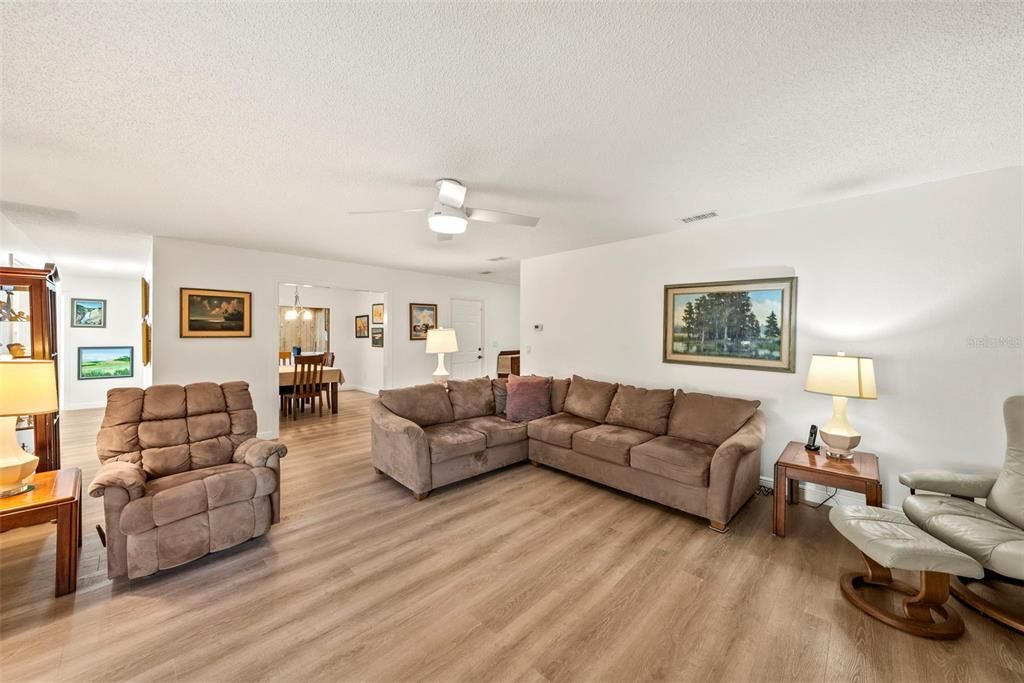 Dining room, Interior, Living room, Pendant Lights, Wood Texture Flooring