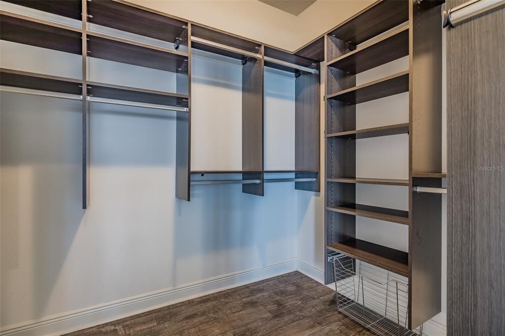 Interior, Walk-in Closets, Wood Texture Flooring