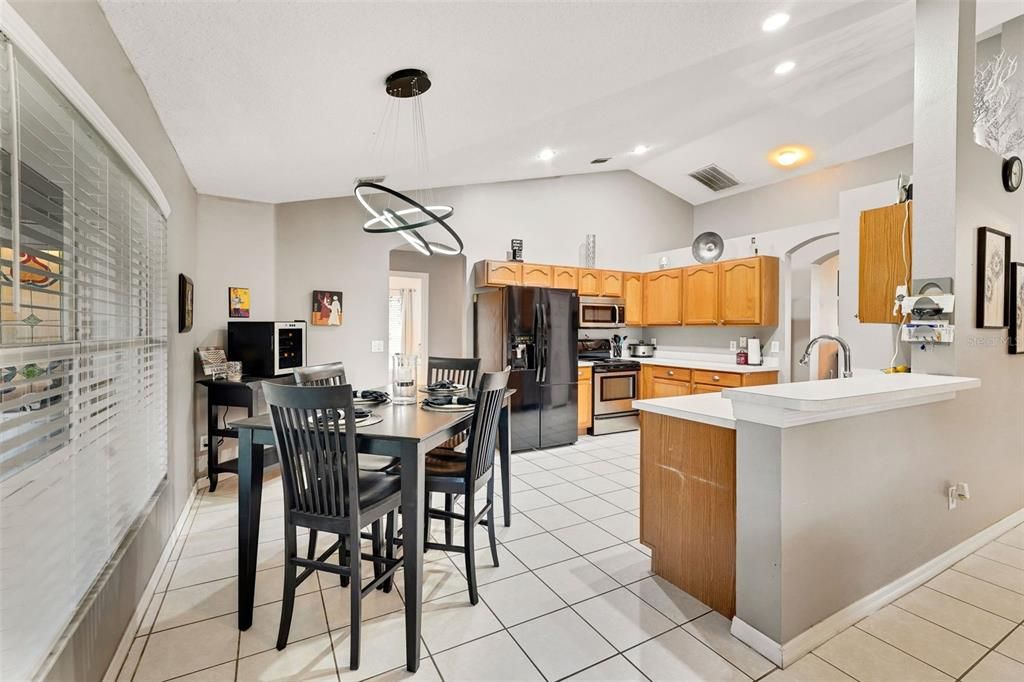 Dining room, Interior, Kitchen, Pendant Lights, Recessed Lighting
