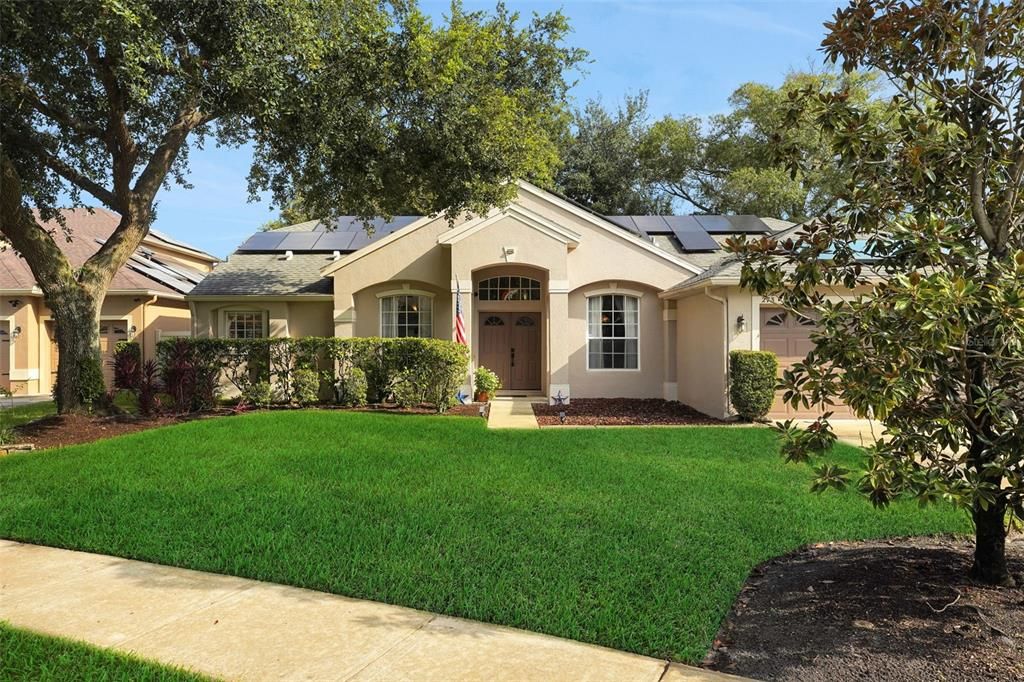 Backyard, Exterior, Facade, Solar Panels, Ranch
