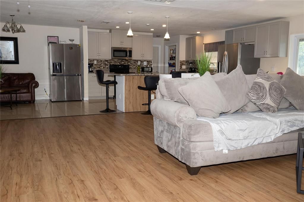 Bedroom, Interior, Kitchen, Pendant Lights, Recessed Lighting, Stainless Steel Appliances, Wood Texture Flooring
