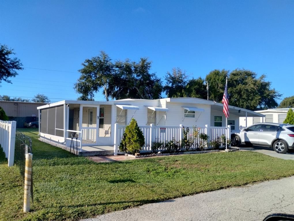 Backyard, Exterior, Facade, Ranch
