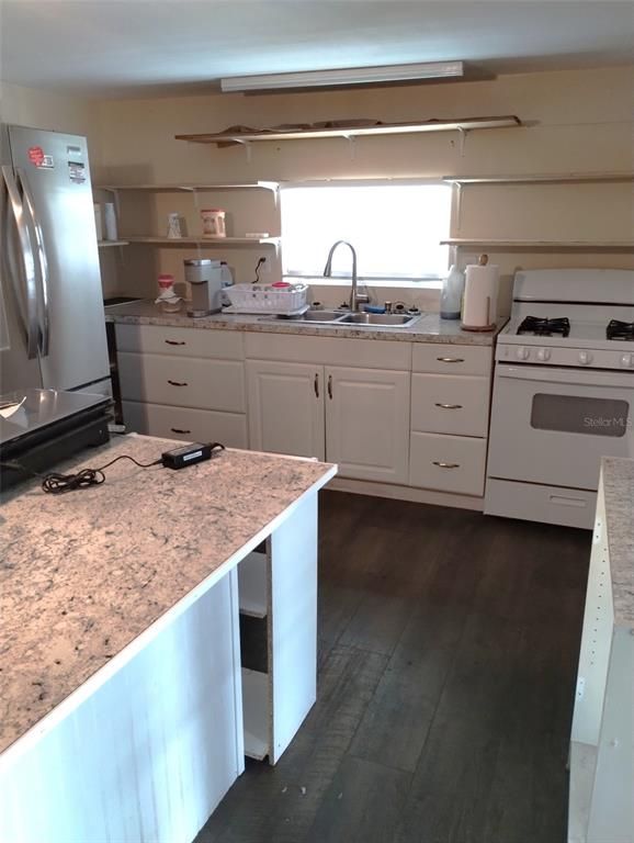 Interior, Kitchen, Wood Texture Flooring