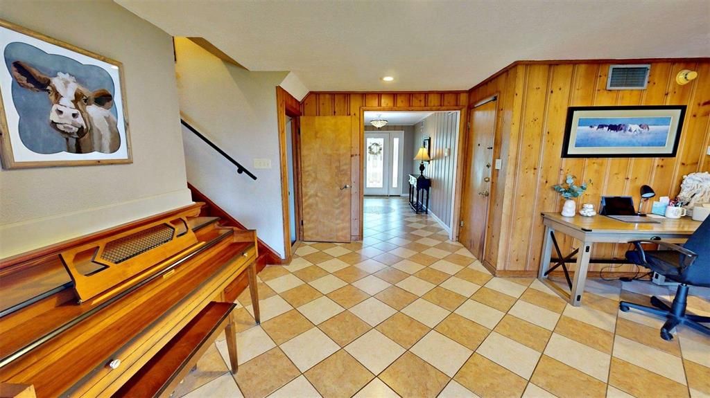 Home Office, Interior, Piano, Recessed Lighting, Wooden Walls