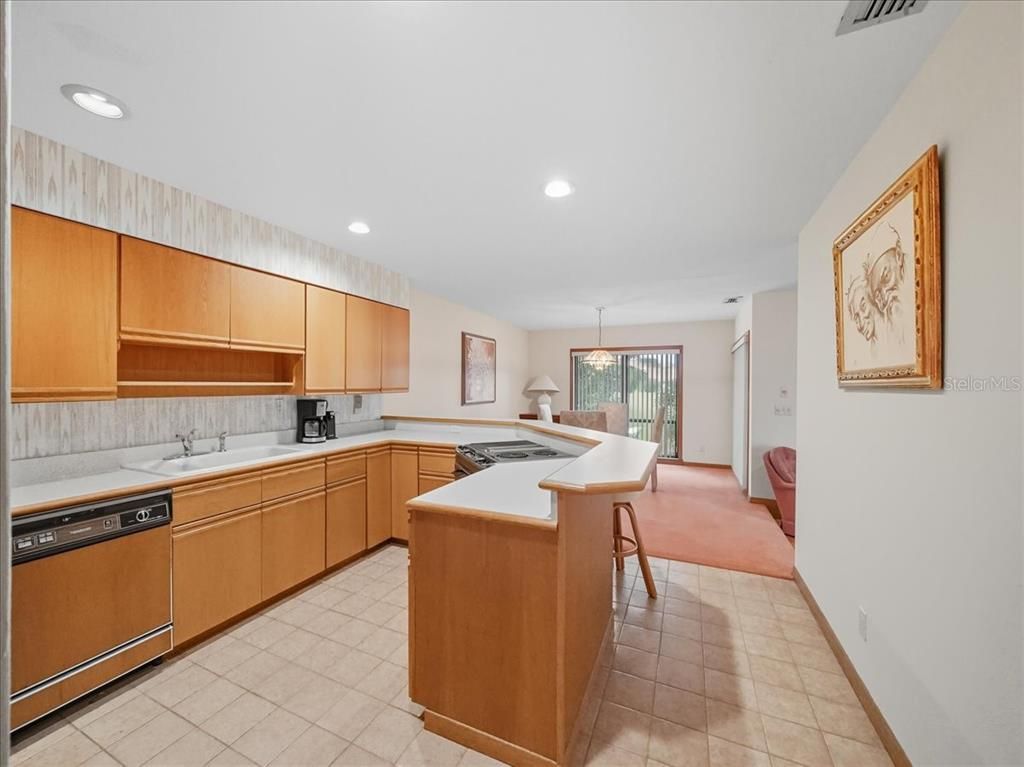 Dining room, Interior, Kitchen, Pendant Lights, Recessed Lighting