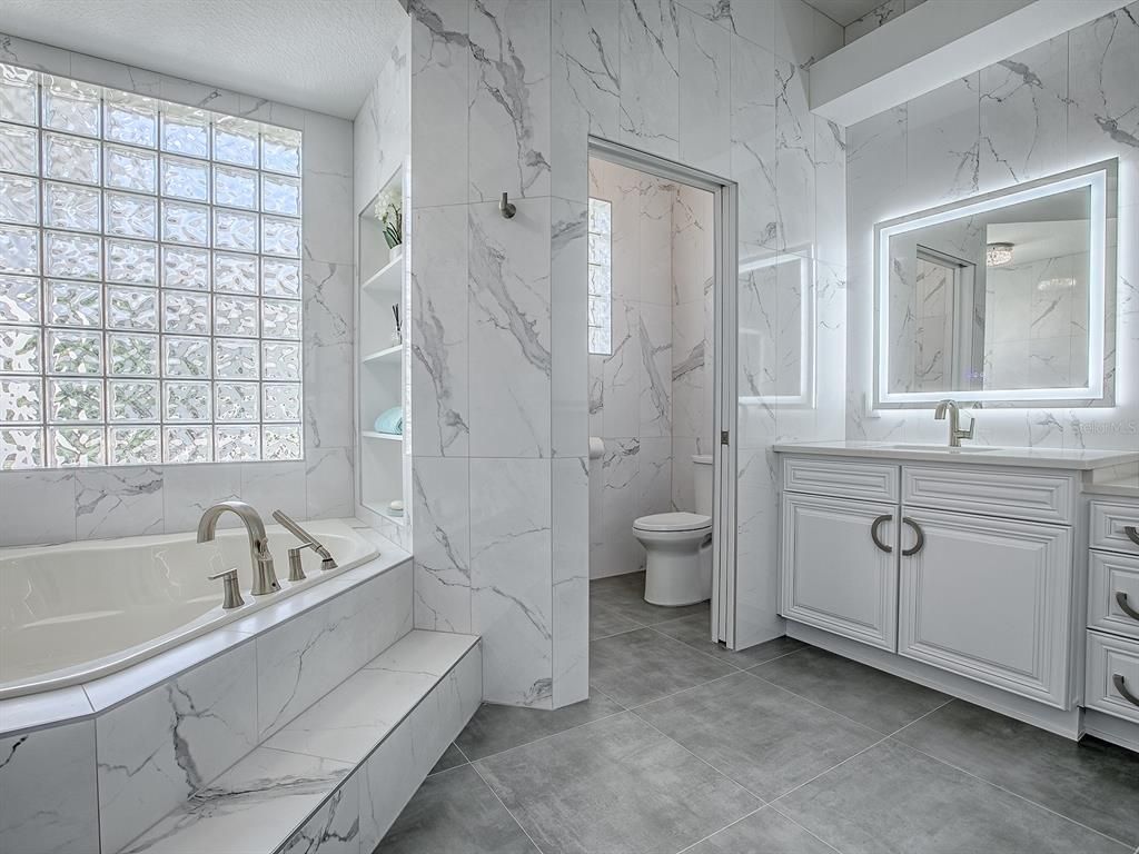 Bathroom, Interior, Marble Walls