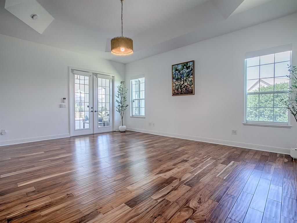 Empty room, Interior, Pendant Lights, Wood Texture Flooring