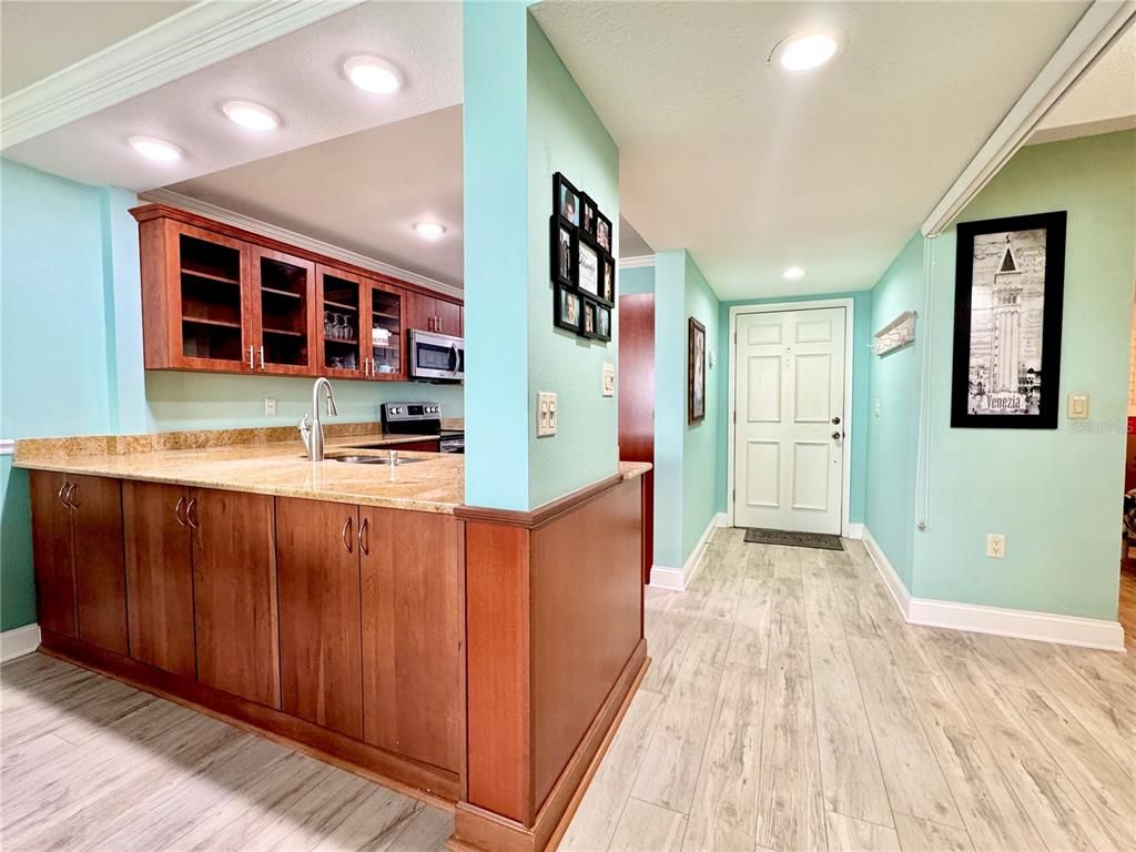 Interior, Recessed Lighting, Wood Texture Flooring