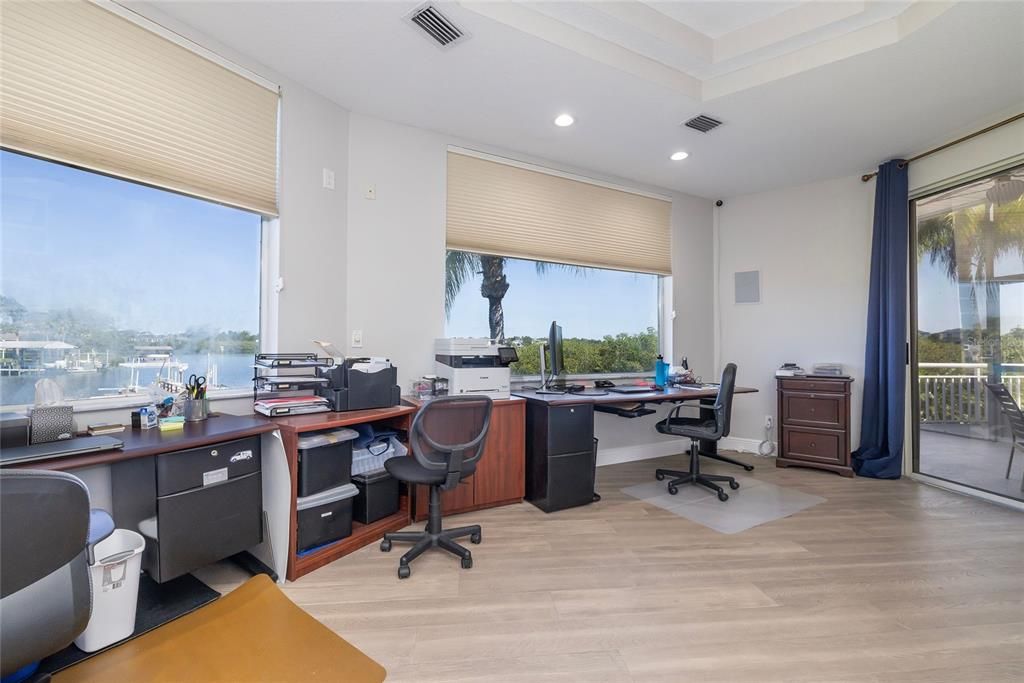 Home Office, Interior, Recessed Lighting, Water, Wood Texture Flooring
