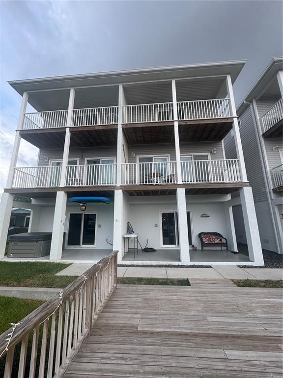 Exterior, Facade, Condo Building