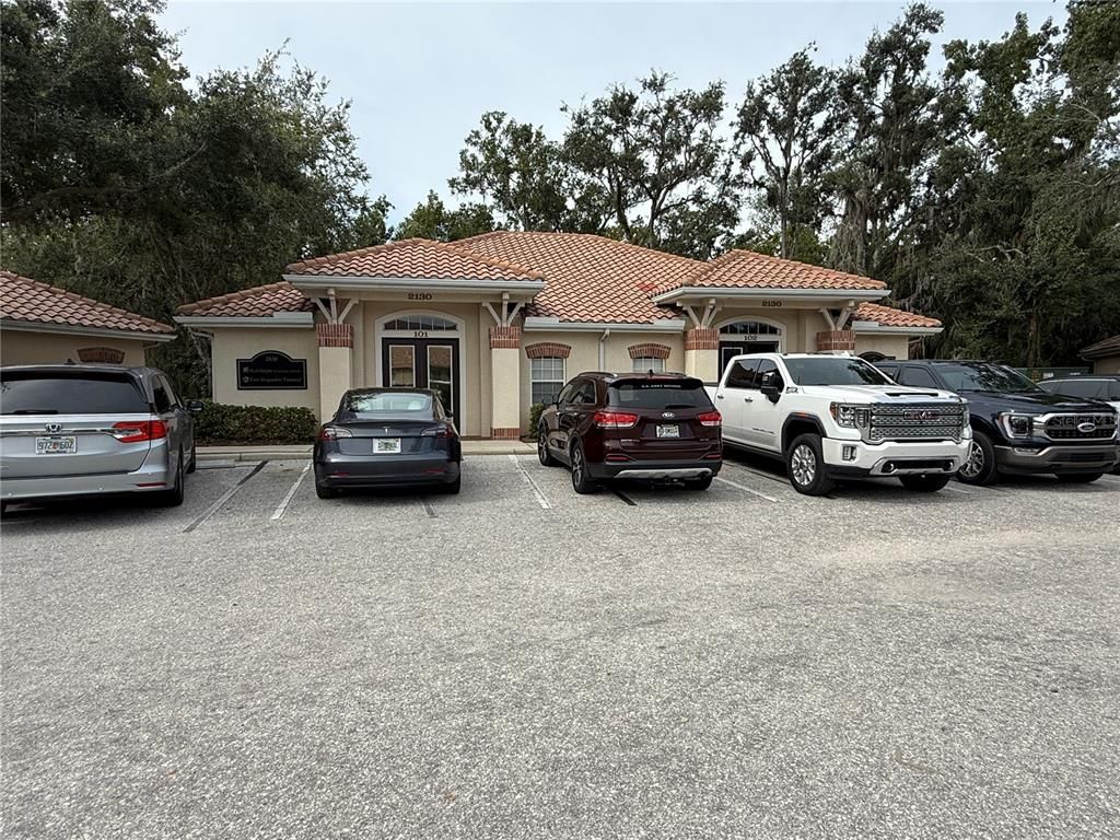 Exterior, Facade, Mediterranean