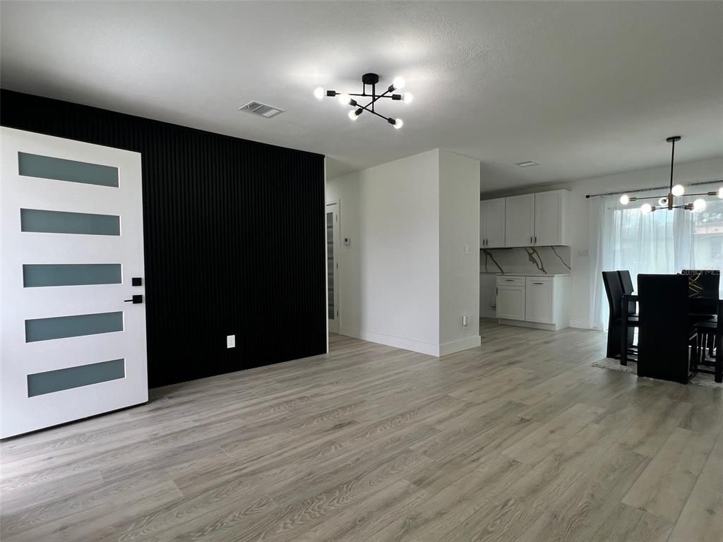 Dining room, Interior, Kitchen, Pendant Lights, Wood Texture Flooring