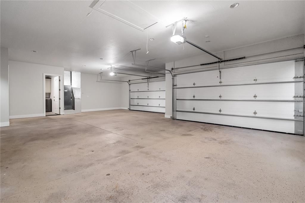 Garage, Interior