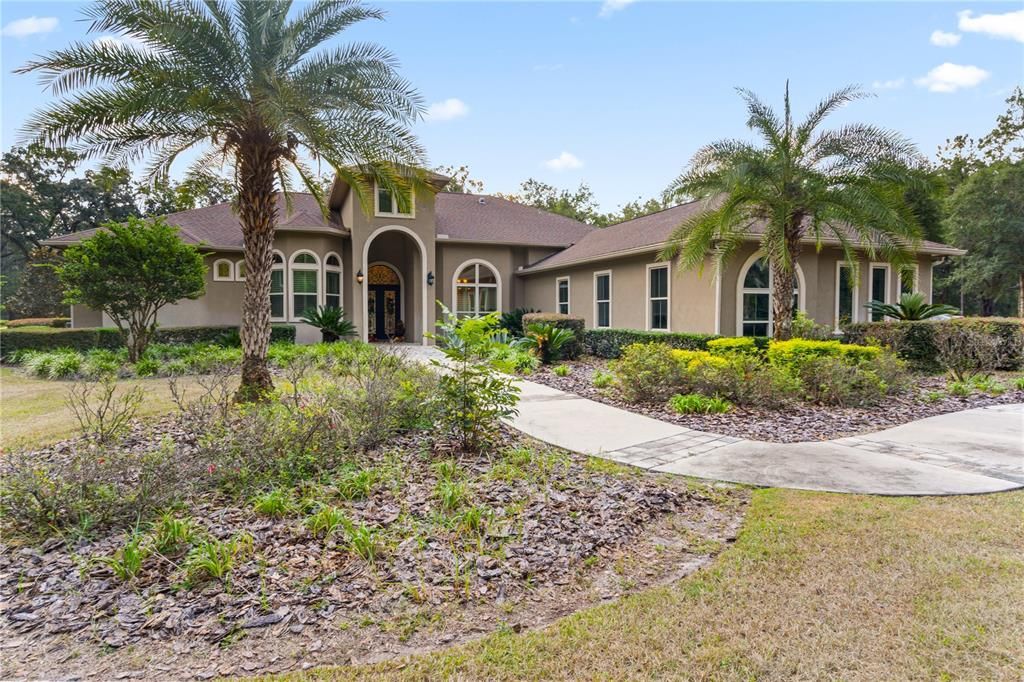 Backyard, Exterior, Facade, Mediterranean