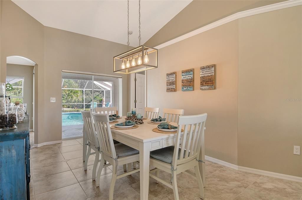Dining room, Interior, Pendant Lights