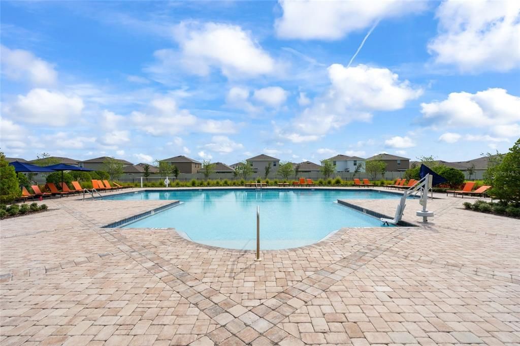 Exterior, Pool