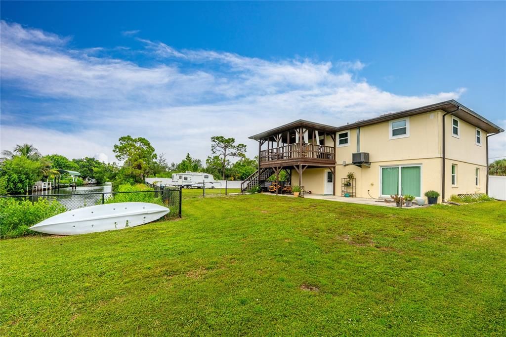 Backyard, Exterior, Hot Tub