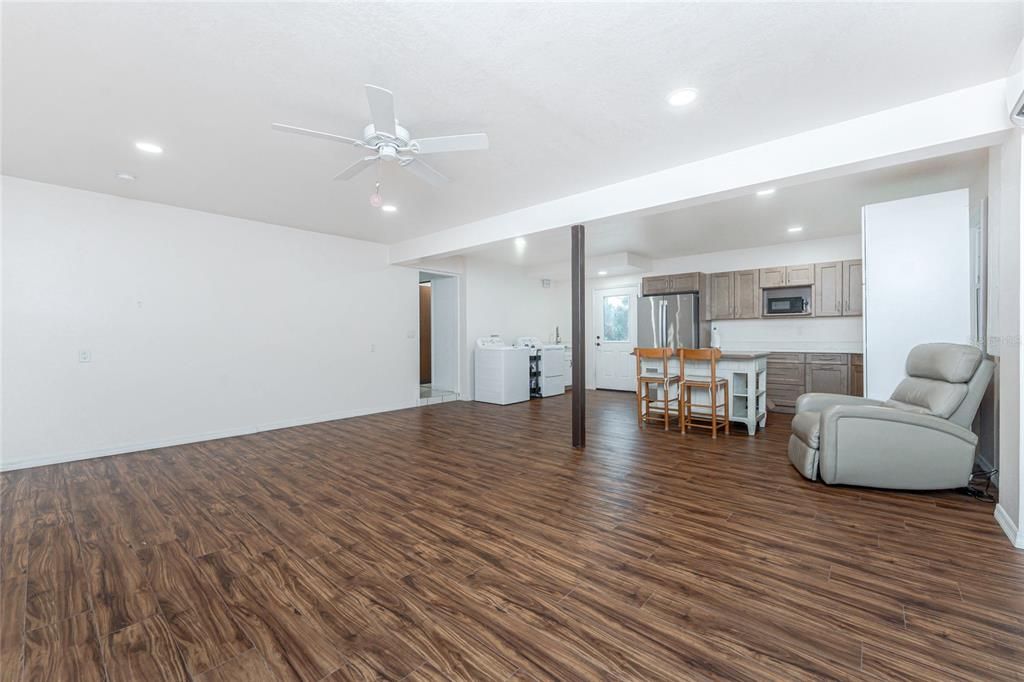Dining room, Interior, Kitchen, Recessed Lighting, Wood Texture Flooring