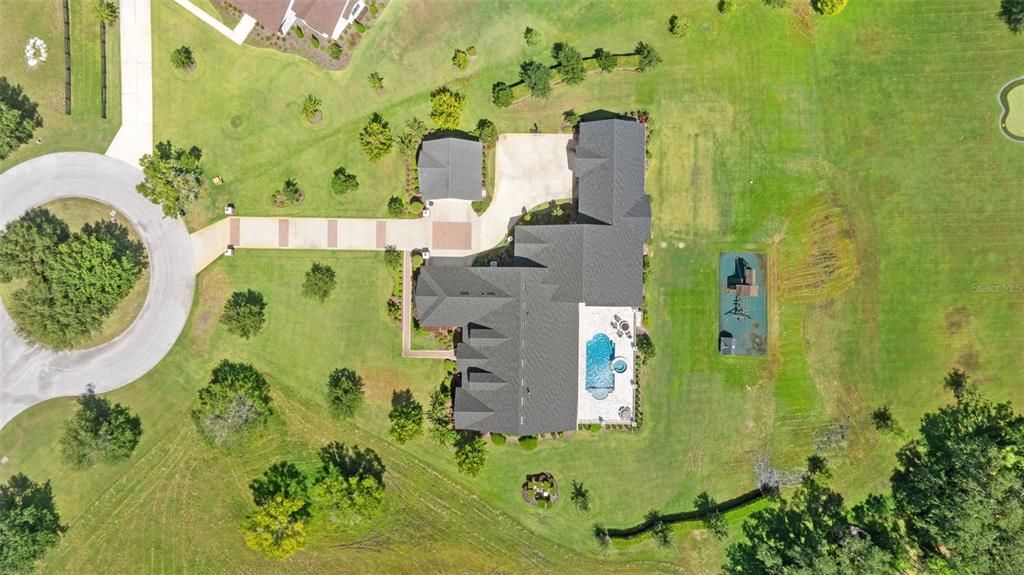 Exterior, Drone