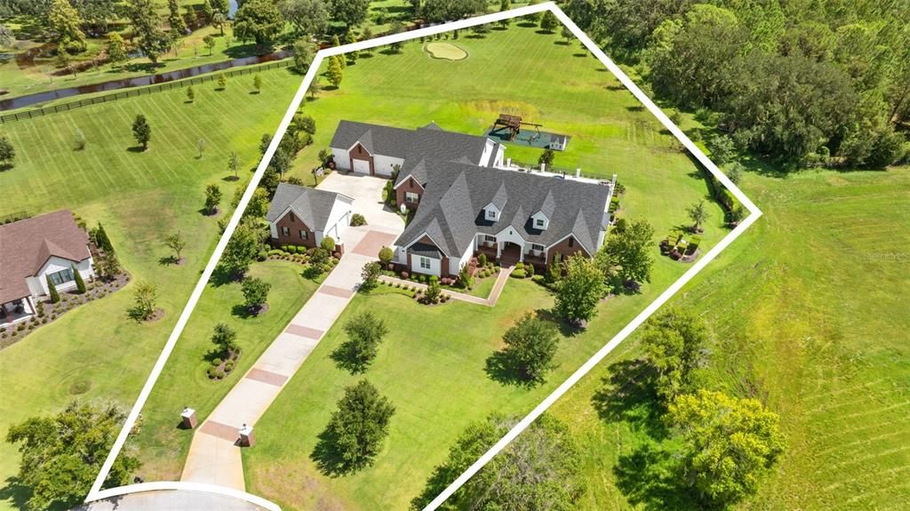 Exterior, Drone