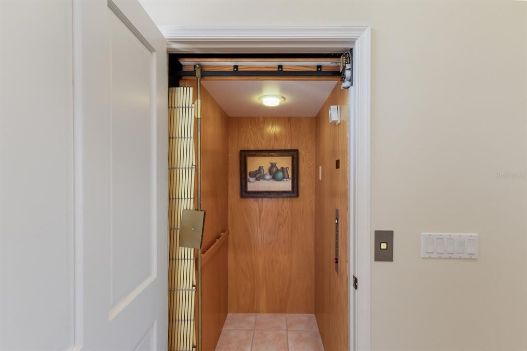 Elevator, Interior, Wooden Walls