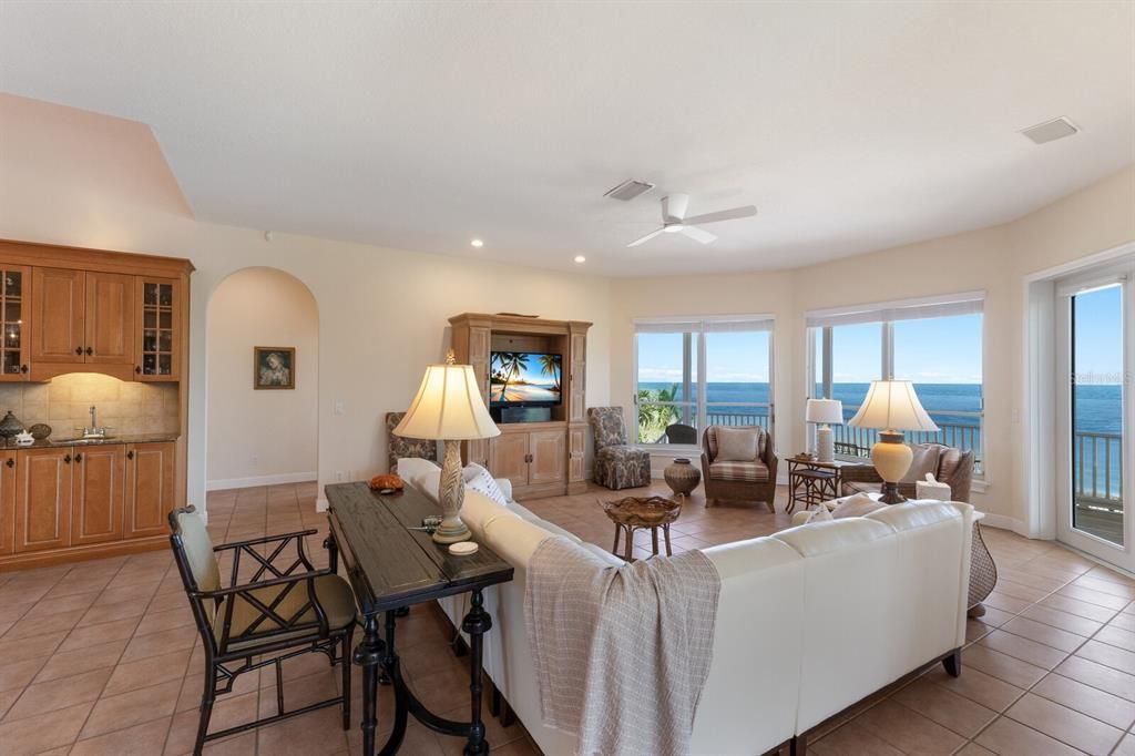 Interior, Living room, Recessed Lighting, Water