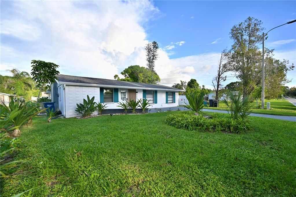 Backyard, Exterior