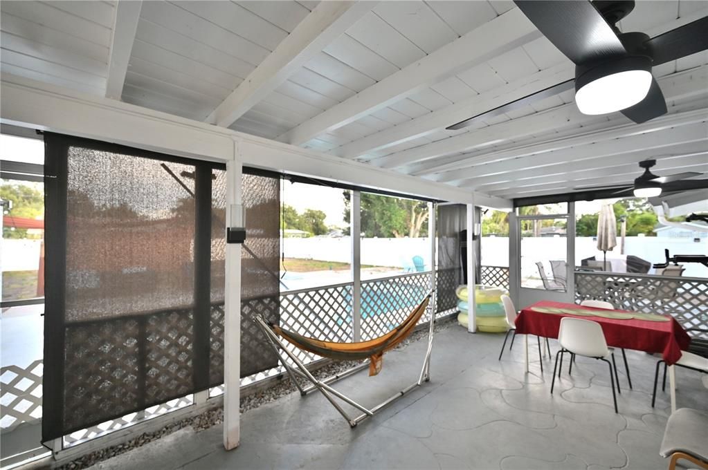 Dining room, Interior, Sun Room, Water