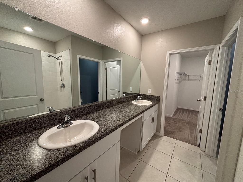 Bathroom, Dual Sink Vanities, Interior, Recessed Lighting