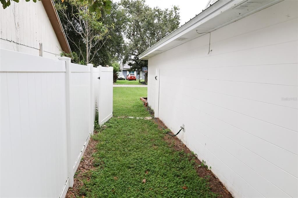Backyard, Exterior