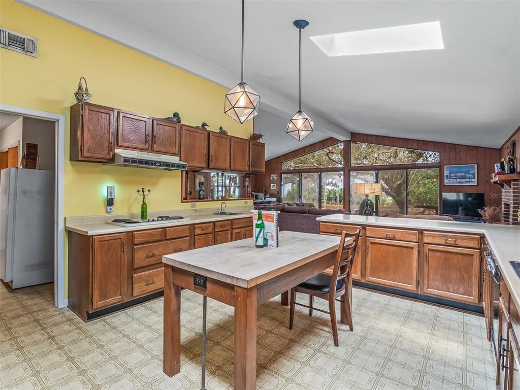 Dining room, Interior, Kitchen, Pendant Lights