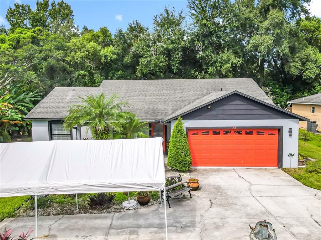 Detached Garage, Exterior