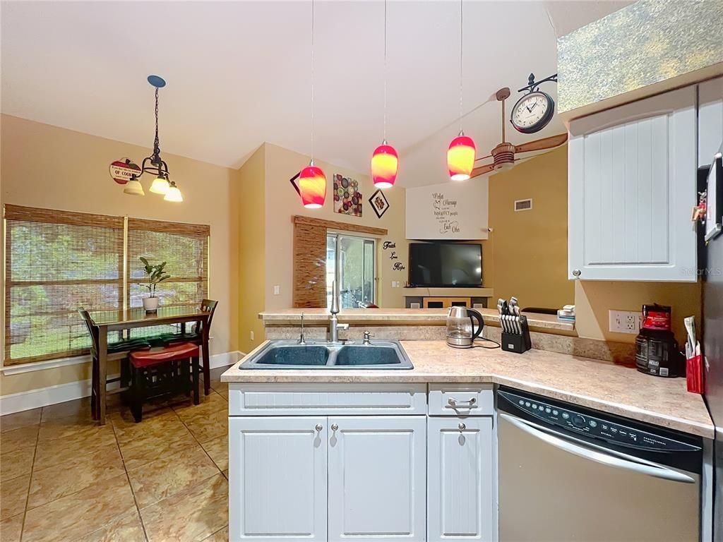 Dining room, Interior, Kitchen, Pendant Lights