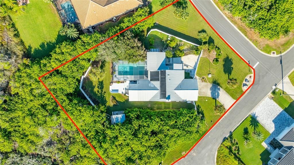 Exterior, Drone
